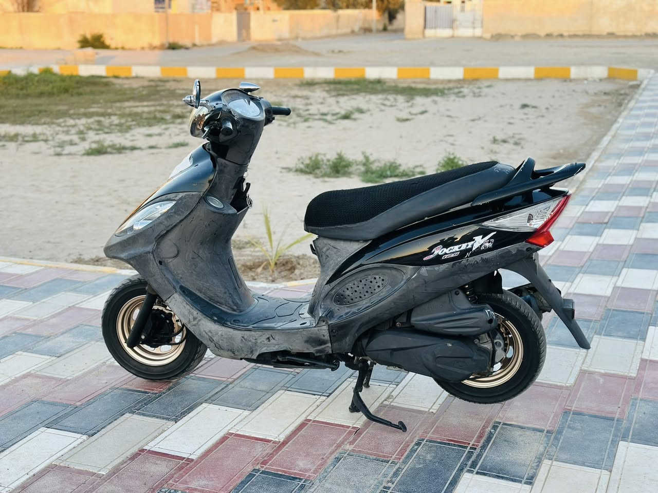 السلام عليكم دراجه كامكو V2 رمبه رمبه للبيع تفاصيل كلها خاص 

0777 792 6152
