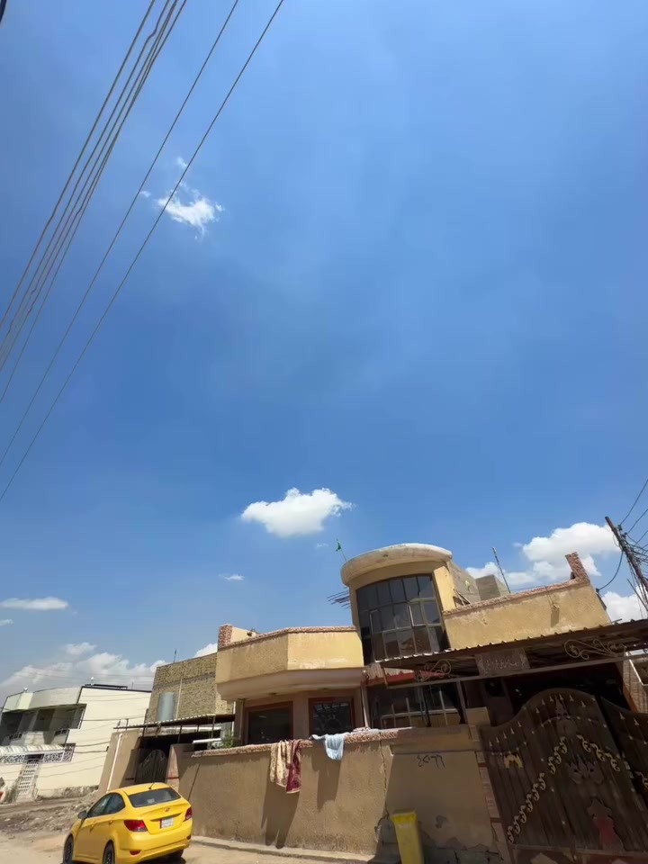 السلام عليكم
سايبه موديل 2010 رقم بغداد سنويه عظم عاج ساقطه ب2018 راعي موجود يطلب عليه ورقه وهيئه وغرامه مااعرف شكد 

البارحه شديتله عبوه فيت بم كامله وبلكات وبكلايته موجود كاعد اشتغل بي سيارة توديك وين متريد ومتوكف بيك 

سعره 12 ورقه وبيه مجال قليل هاي السيارة شوفتك عينك مكانه حله بكرلي قرب الملعب 

***********
