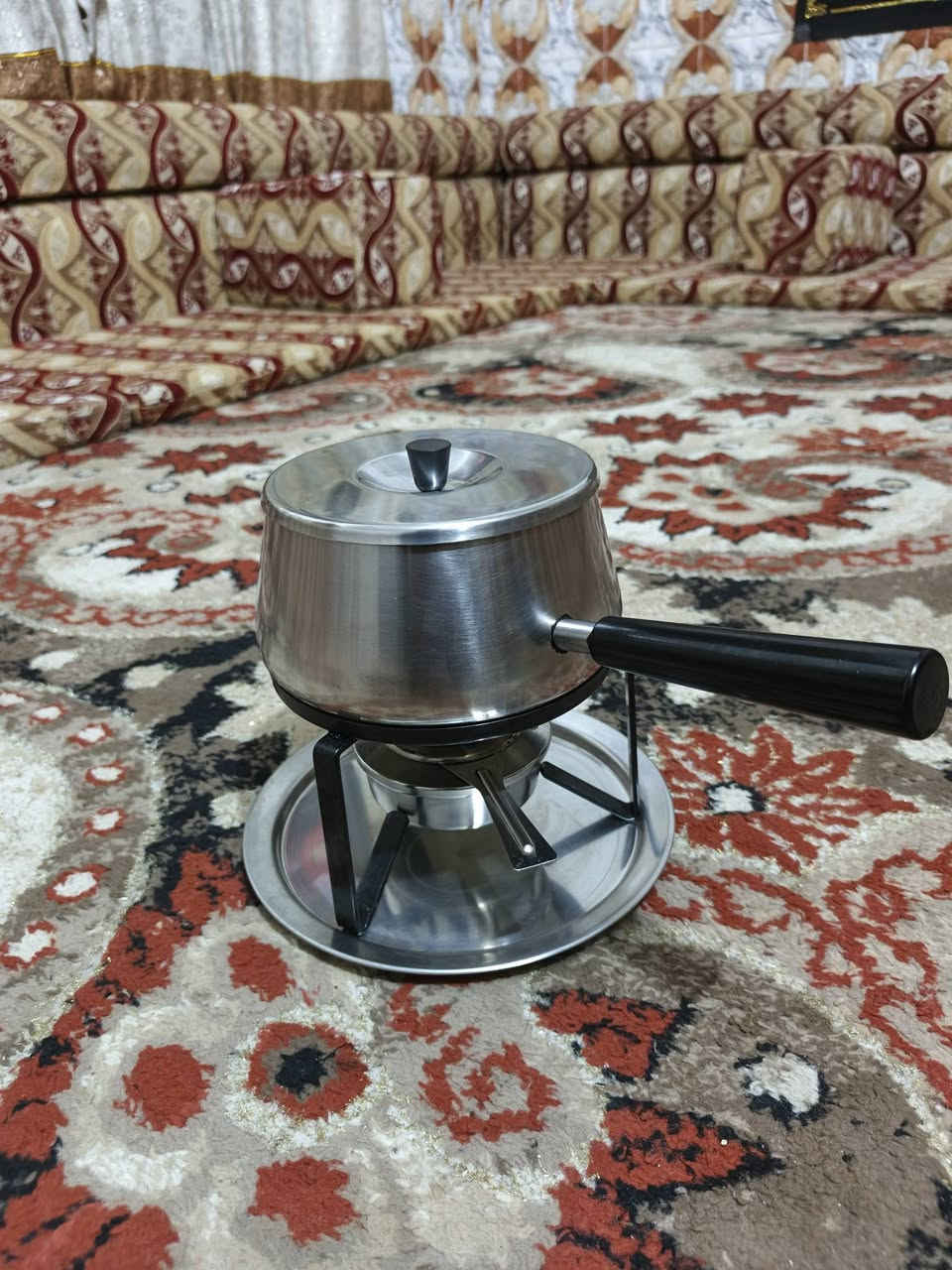 سبيرتاية سويسري قديم اصلي تتكون من قدر وصحن وستاند وموقد شغل ممتاز سعر ٧٥ مع التوصيل


**إذا كنت صاحب هذا الإعلان وتريد حذفه لأي سبب، رجاءا أرسل رسالة إلى الدعم الفني**