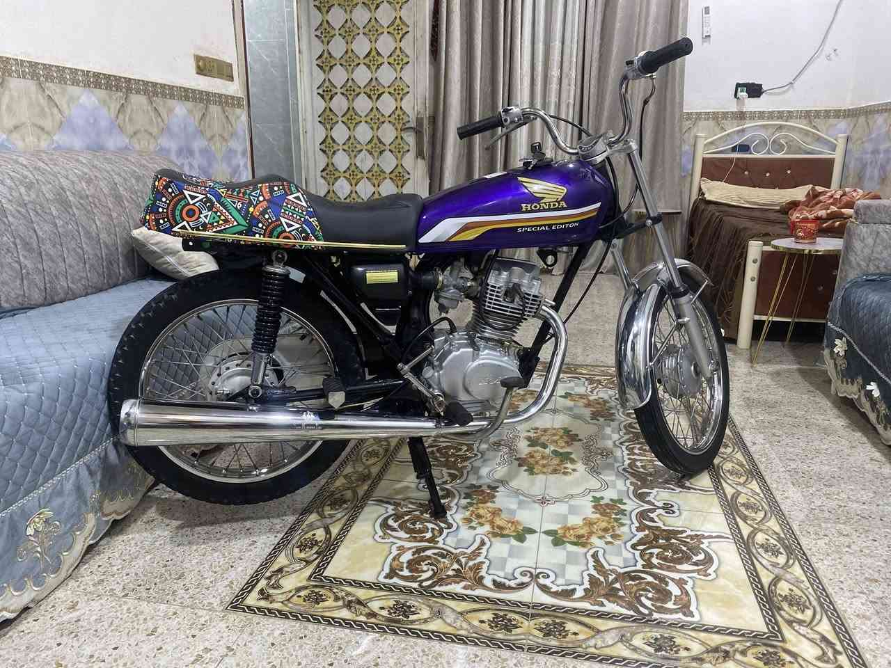 سلام عليكم دراجه للبيع تعمير25 كلك                   السعر 500
مكاني ناصريه مركز
***********
