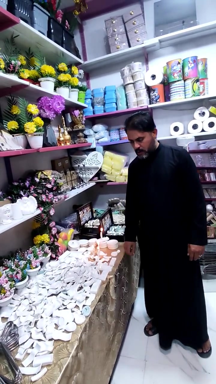 من داخل مجمع سيد علي الزاملي في شارع الصيني


**إذا كنت صاحب هذا الإعلان وتريد حذفه لأي سبب، رجاءا أرسل رسالة إلى الدعم الفني**