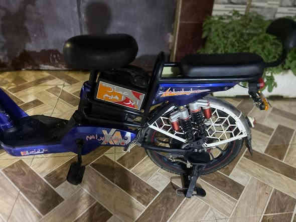 دراجه للبيع نضيفه كلش 
*********** متوفر واتساب ومازنجر
السعر خاص مكان الشطره
