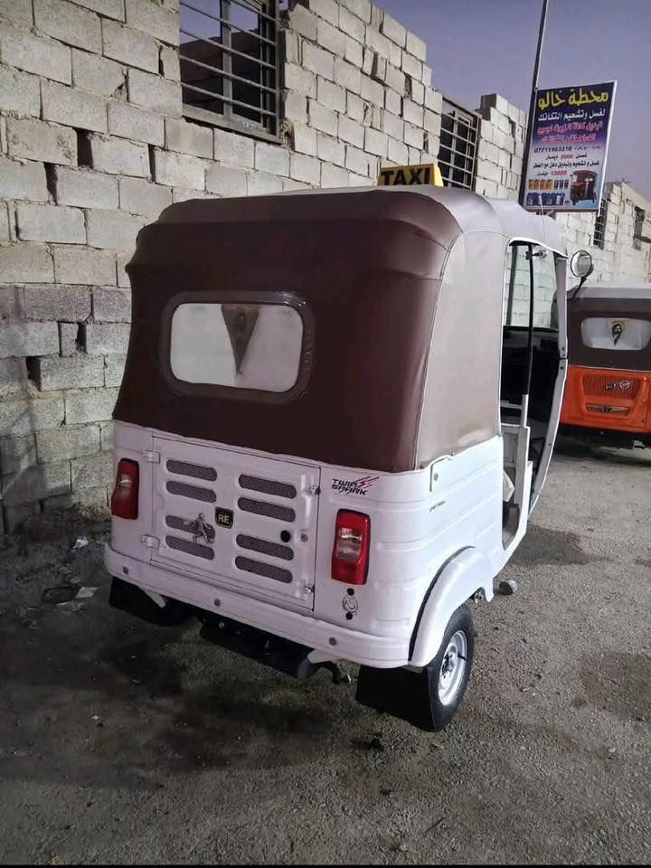 سلام عليكم
شباب تكتك للبيع تكتك مرقمه مديل 20 شهر 10 تكتك نضيفه مكفوله لأضربه ولاصبغ مكينه مفتوحه بوش وبستم تكتك جاهزه مثل ماموضح بل صوره ربع ماذب عليه لعنوان بغداد تصل وبل خدمه رقم هاتف 👈🏻

‭0772 259 8154‬ لشراي يتصل السعر5قفل
