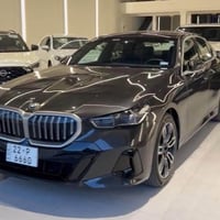 BMW 530i 2024 twin power turbo 2000 mile 43,000 السيارة جديدة على وضع ...