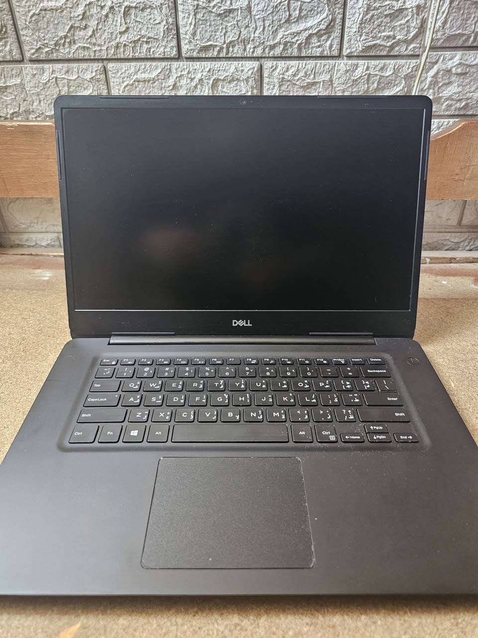 لابتوب Dell للبيع
للبيع Dell Latitude 5581

🔥 المواصفات:

- Dell Latitude 5581
- معالج Intel Core i7 الجيل الثامن
- ذاكرة RAM سعة 8GB
- SSD سعة 480GB
- كرت شاشة Intel UHD Graphics (داخلي)
- كرت شاشة NVIDIA GeForce MX130 سعة 2GB (منفصل)
- شاشة 15.6 إنش Full HD
- كاميرا وواي فاي وبلوتوث
- جميع المنافذ تعمل بشكل ممتاز

✅ الجهاز نظيف وحالته ممتازة.
✅ سريع بالإقلاع وتشغيل البرامج والألعاب المتوسطة.
✅ مناسب للدراسة، التصميم، البرمجة، والأعمال المكتبية.
✅ جاهز للاستخدام ولا يحتاج أي صيانة.

💰 السعر: 350
📍 الموقع: بغداد حي العامل متوفر توصيل

للاستفسار أو الحجز، راسلني على الخاص.


**إذا كنت صاحب هذا الإعلان وتريد حذفه لأي سبب، رجاءا أرسل رسالة إلى الدعم الفني**