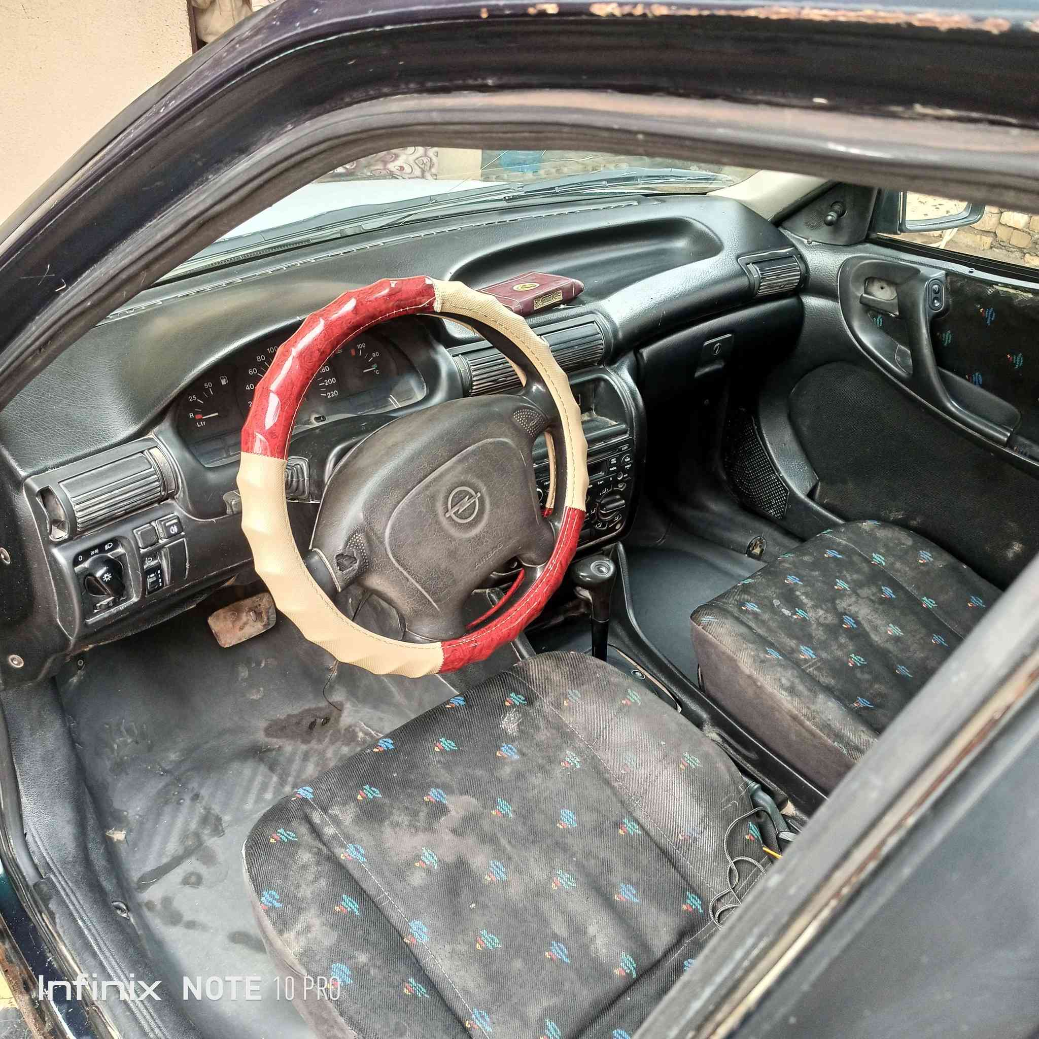 السلام عليكم عندي استره ستيشن موديل ٩٣بغداد مشروع وطني كير اوتو محرك ١٦٠٠ نزول بي تبخير بسيط كهربائيات 
شغاله حداديه جديده السعر٣٨ اوبيه مجال عنواني ابو غريب
للاستفسار اتصال
***********
***********
