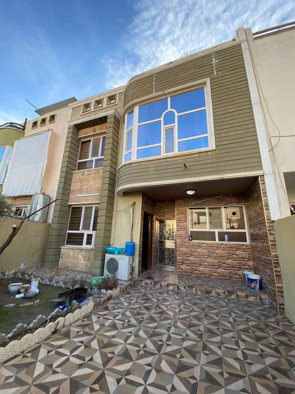 منزل مؤثث كامل للبيع في أربيل مجمع المهندسين 160م
يتكون:-

4غرف

أستقبال

صالة

مطبخ

مجموعة صحيات 

🙋🏼‍♂️-عقارات_الان_في_اربيل

☎️📞 للاستفسار والتفاصيل:

***********

***********

***********

————-⸻

🔹 إذا لم يكن هذا العقار مناسب لرغبتكم أو امكانيتكم ، زوروا قناتنا على التلكرام وتصفحوا مئات العروض الأخرى:

👉 اضغط هنا

https://t.me/AlanAqart

#عقارات_الان_في_اربيل
