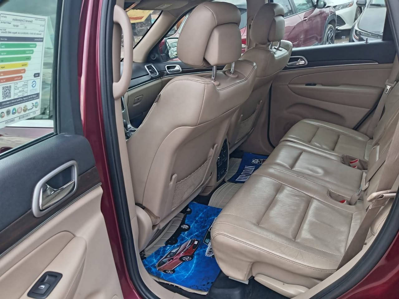 السلام عليكم 
———————
بيع او مراوس حسب القناعه 
جيب 2018  Limited فول الأخير 
مكينه 3600        V6
وأرد خليجي 
——————————————-
بصمه
بانوراما
رادار  جانبي 
كشنات جلد حضن 
كشنات تدفئة 
كشنات كهرباء 
ويل كب 20 
شاشه كبير 
كامره خليفه 
حساسات خلفي 
بجم زنون كامل نهار 
تبريد قطعتين 
تبريد بيانو 
جنطه كهرباء 
مرايه داخليه تعتيم ليلي 
تحكم ستيرن فول 
باقي تفاصيل واضحه بالصور 
————————————————————
سياره وارد خليجي 
(( بيه قطعتين صبغ فقط ))
(( رقم بغداد تحويل ثاني يوم ))
—————————————————————
مكانه:بغداد الدولعي 
سعر :230 بيه مجال 
اتصال: ***********
