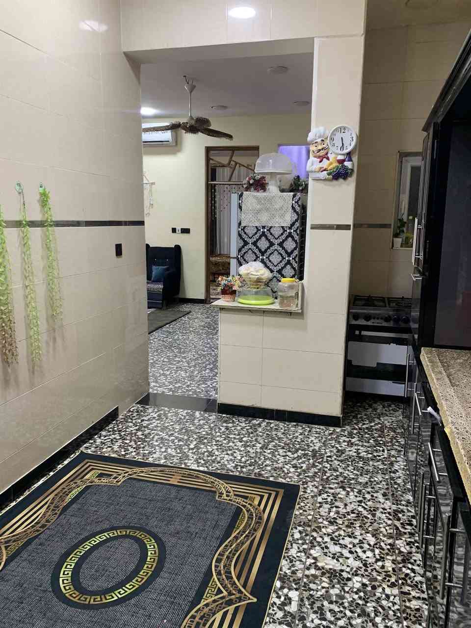 سلام عليكم بيت مساحة 150م طابق واحد البيت على شارعين شارع امامي وشارع خلفي عرض الشارع ١٠م طابو زراعي سند ٢٥بناء جديد ودرجة اولى موقع البيت بغداد الدورة خط النفط مقابيل علوة الرشيد سعر البيت 100مليون يرهم قسط مقدمة 60مليون اي ستفسار موجود واتساب ***********
