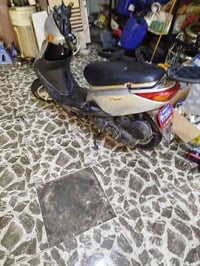 اكزز للبيع كل نقص مابيها بيع مستعجل فقط اتصال 07838146421