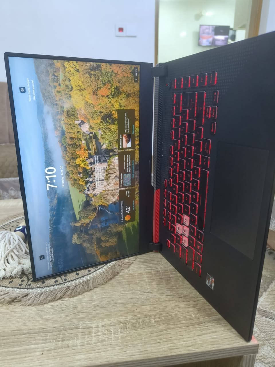 السلام عليكم لابتوب
Asus rog g15 

Processor (CPU): AMD Ryzen 5 5600H (6 cores, 12 threads)
Graphics (GPU): Nvidia GeForce RTX 3050 or 3050 Laptop GPU
Display: 15.6-inch Full HD (1920x1080)
Memory (RAM): 8GB to 16GB DDR4-3200 (upgradeable up to 32GB)
Storage: 512GB M.2 NVMe 
النجف حي ***********
السعر 850 ملاحظة جوه ال800 مابيع يعني من الاخير حتى مادوخك
