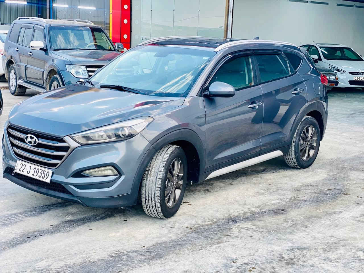 للبيع نقد فقط بدون مراوس والسعر جداً مناسب ( ١٣٥ ) ورقه قفل

توسان ٢٠١٨ 
بيه رش البنيد فقط بدون دواخل
جاهزه محرك كير صدر تبريد 
رقم اربيل اباسمي تحويل مباشر

للاستفسار الاتصال على رقم المعرض 
او زيارتنا في معرض الفهد لتجارة السيارات الكائن الأنبار قضاء عانه مقابيل جوازات عانه الجديده 
بأدارة السيد ابو فهد الصميدعي
رقم هاتف المعرض

☎️ ***********

متواجدين يومياً من                       الساعه ١٠ صباحاً 
                                              الى الساعه ١٠ مساءً 
الاتصال وقت الدوام فقط .
