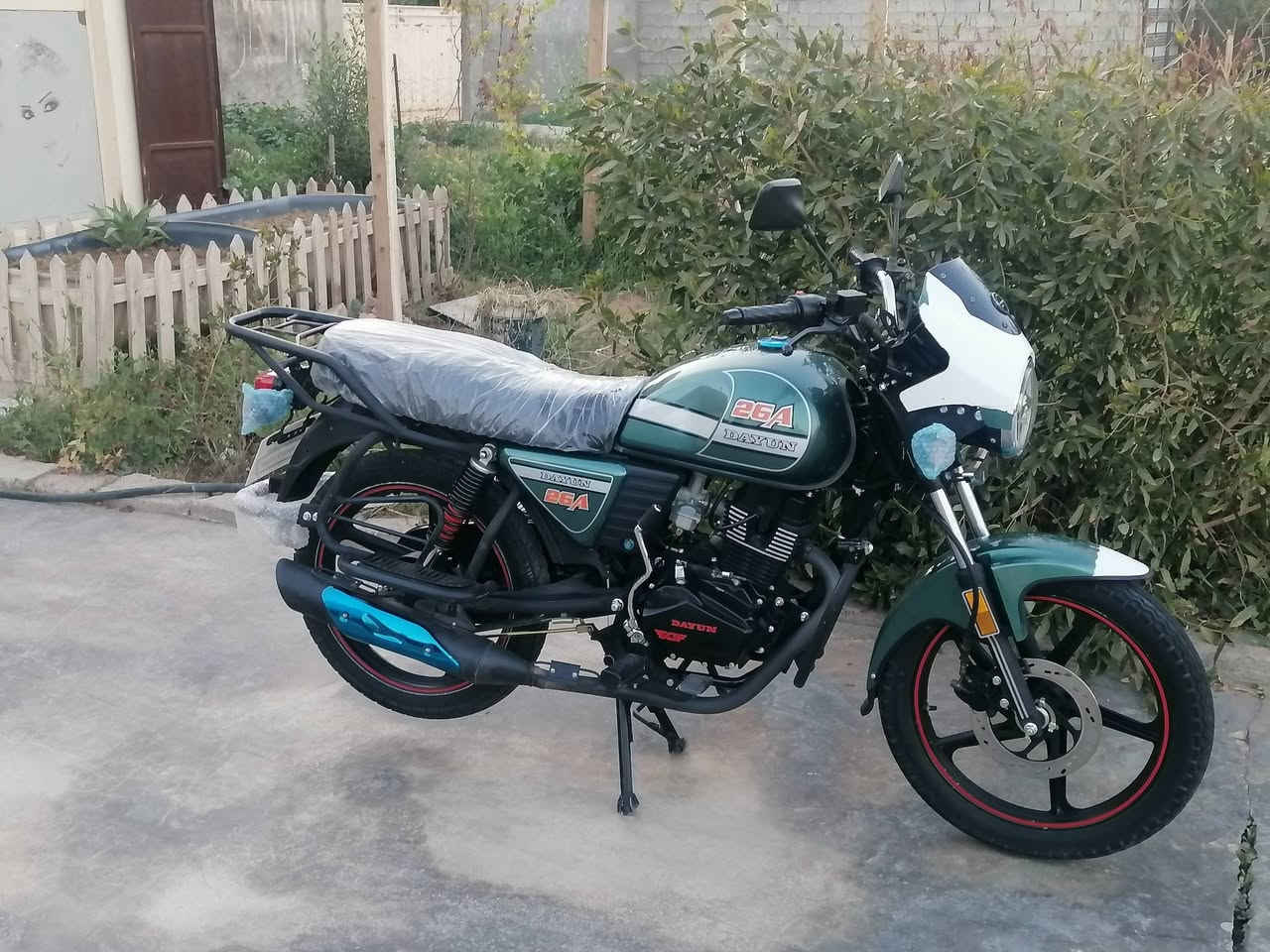 سلام عليكم دايوان موديل 2025 لون مميز مكفولة كفاله  عامة اخت الزيرو محرك 200 الدراجة احلة من الصور اوراق سحب لايتات زينون زوج سويجات سجينه سعرهة 1325 وبيهة مجال مكاني ديالى المقدادية ***********
