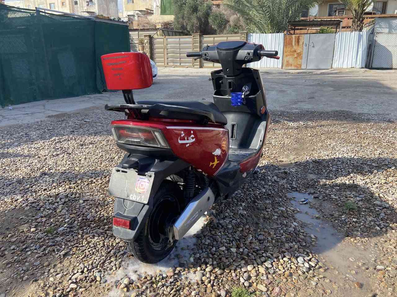 السلام عليكم دراجه شحن جديده السعر ٧٢٠ وبيها مجال للشراي مكاني بغداد الدوره حي الصحه بطاريات جديده . الرقم ***********
