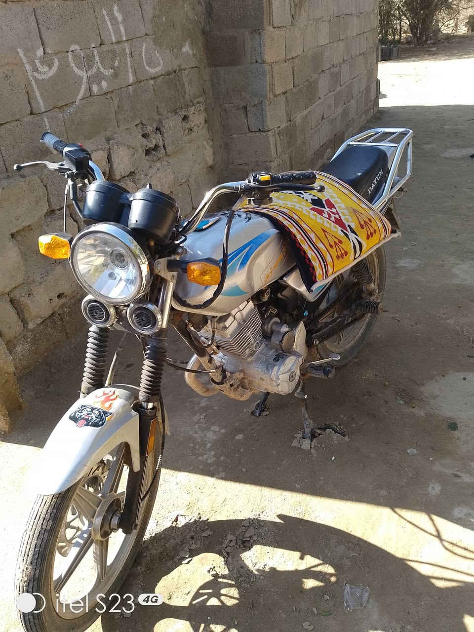 درجه دايون 2021 كلك برغي مامفتوح بيهه بعتهه مامغسوله بطينه للبيع شوف عينك المو شراي لا يتعبني سعر550وبيه مجال الشراي مكان طريق نجف كربلاء عمود 1163  رقم الهاتف ***********
متواجد فيس ✌️
