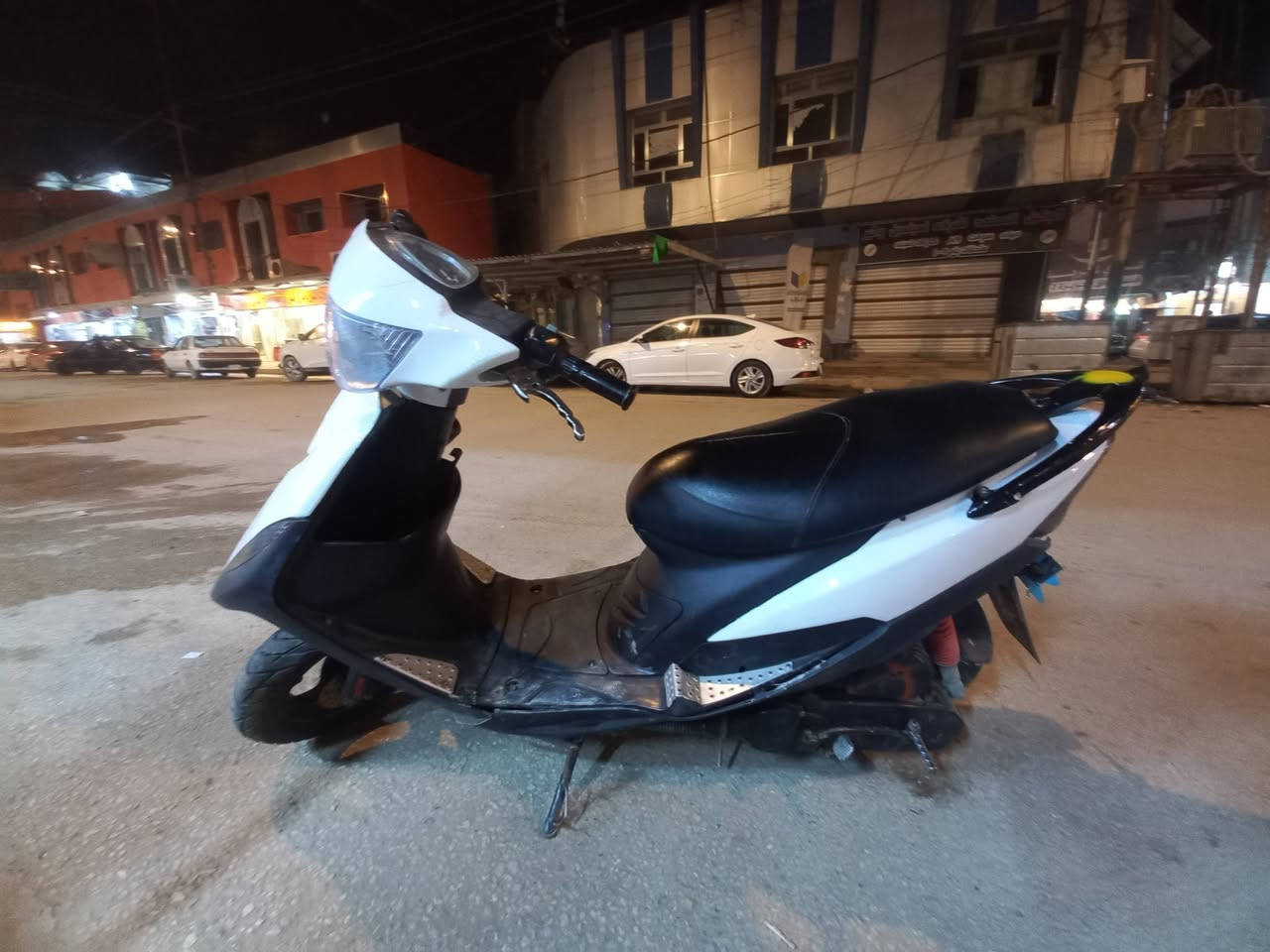 سلام عليكم دراجه ماكس عدله البيع الدراجه بوشه 55 معدل خير من الله دراجه ما عايزه شي كهربائيات كلهن شغاله دراجه رزانه وما توكفك بشارع الله شاهد سعره 525 بيه مجال المكان مسيب متواجد خاص


**إذا كنت صاحب هذا الإعلان وتريد حذفه لأي سبب، رجاءا أرسل رسالة إلى الدعم الفني**