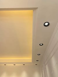 هل تبحث عن لمسة تجدد منزلك؟🏠 ديكوراتنا العصرية تدمج بين الأناقة، الراح...