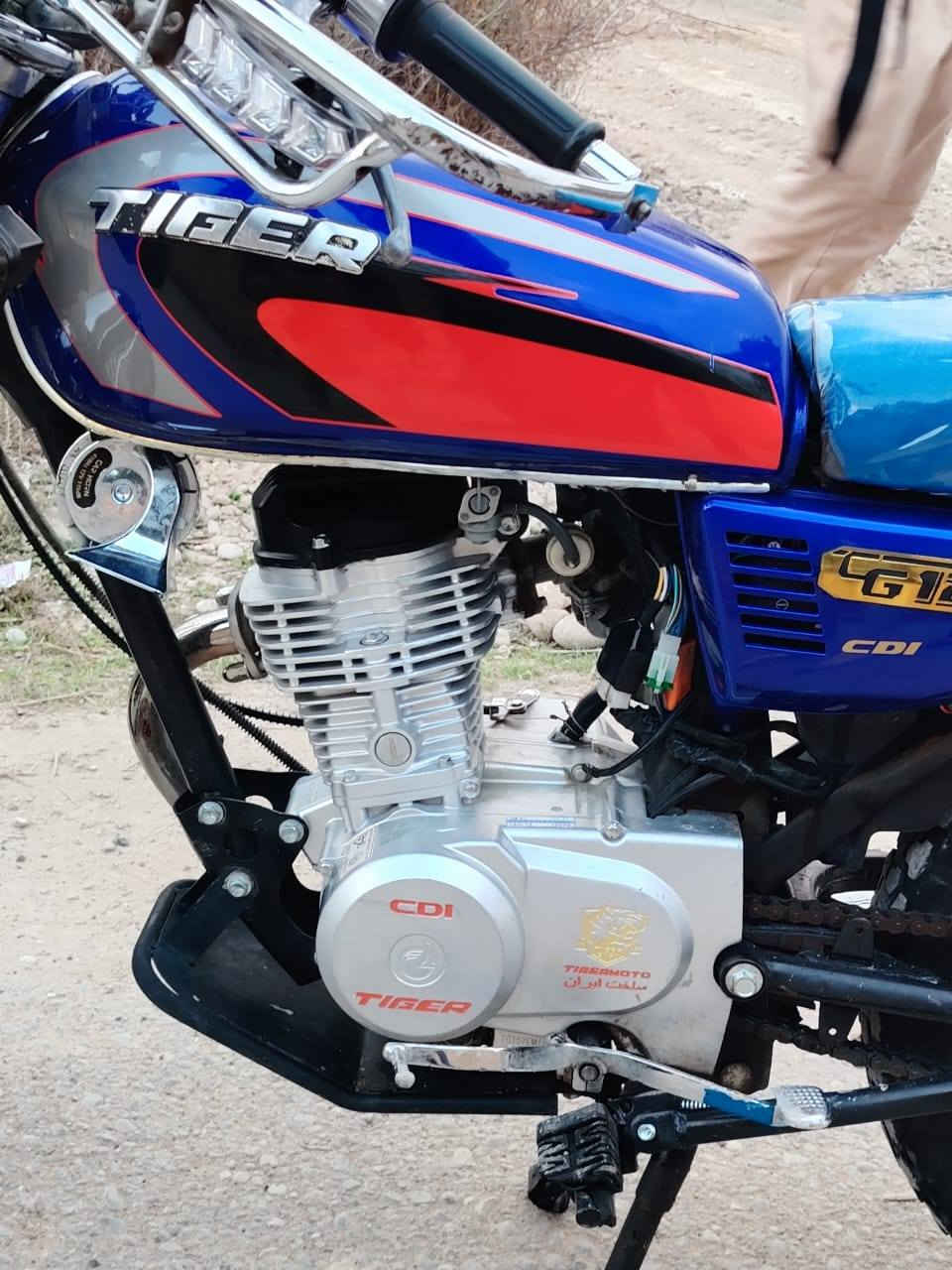 السلام عليكم تايكر 2020 محرك ما مفتوح شرط  منفيس موجود كهربائت شغاله كله السعر /550/وبي مجال اتصل /***********/المكان جنوب الموصل مفرق الشوره
