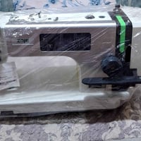 مكينة زوجي للبيع مستخدمة يوم واحد يعني جديدة بيهه قطع خيط بدون ميز سبب...