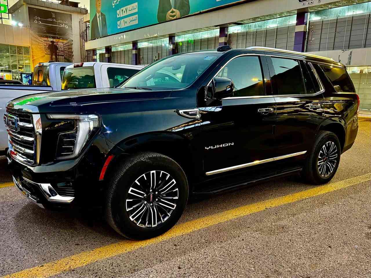 اليفيشن 2025 اسود رقم بغداد 
عداد 11 الف فقط 
بيه صبغ ربع جاملغ جه السايق فقط حادث بسيط بدون اي اثار ثانيه وموجوده صور قبل التعديل 
السعر 104 مليون 
التواصل على هذا الرقم 
*********** بغداد, العراق
