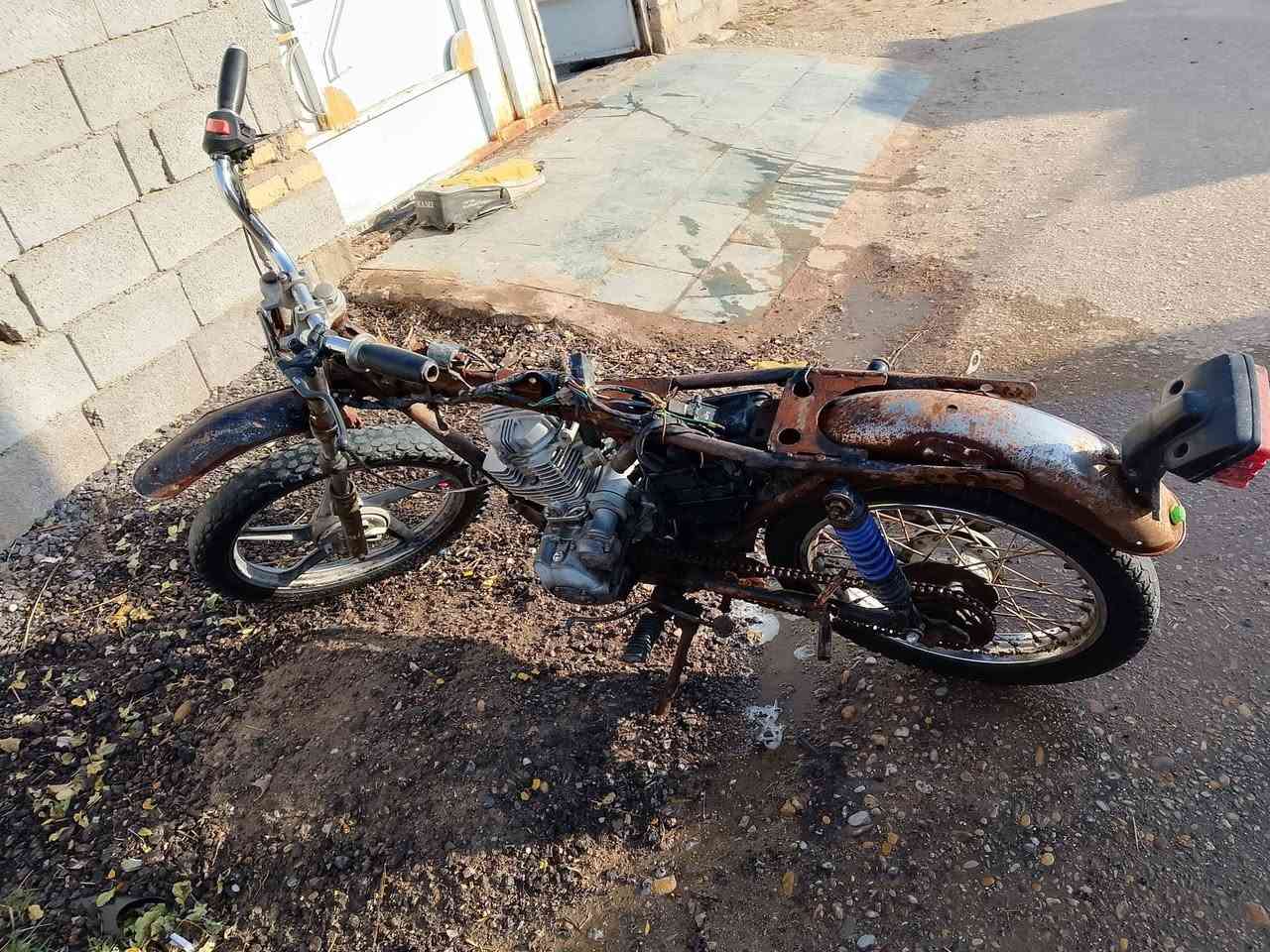 دراجه البيع مكاني كميت ***********
