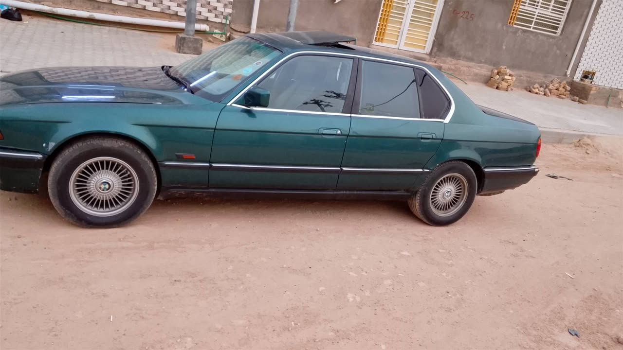 بيام 730مكفوله كير محرك حداديه تبريد فول فول مواصفات غرفه عسليها كشنات كهربائيه فتحه مري كهربائيه سنتر لوك تتقفل جام يصعد ويا السنتر مكينه 6سلندر مفتوح سياره جاهزه مكان نجف ***********
