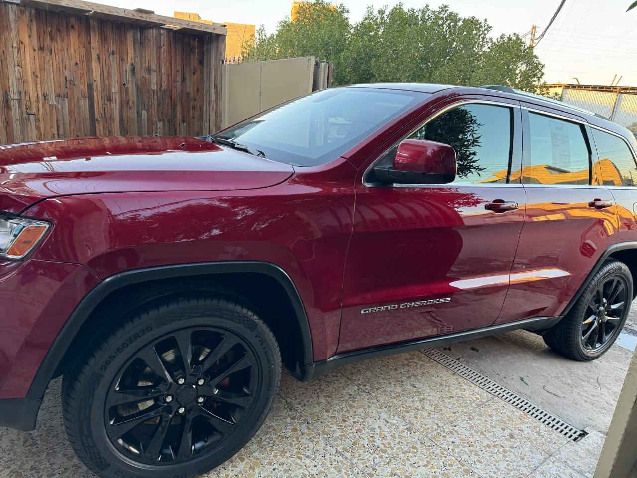 السلام عليكم ورحمة الله وبركاته سياره جيب لاريدوا موديل 2014بغداد بأسمي سياره وارد امريكي كلش حلوه ونظيفه مال جناي سنويه لل2030رقم انكليزي كامله مكمله بصمه2 تشغيل عن بعد كهربائيات ابلاد للاستفسار***********بغداد أبراهيم بن علي ع السعر عل خاص اوالاتصال وربي يوفق الجميع تحياتي ابوالجود التميمي
