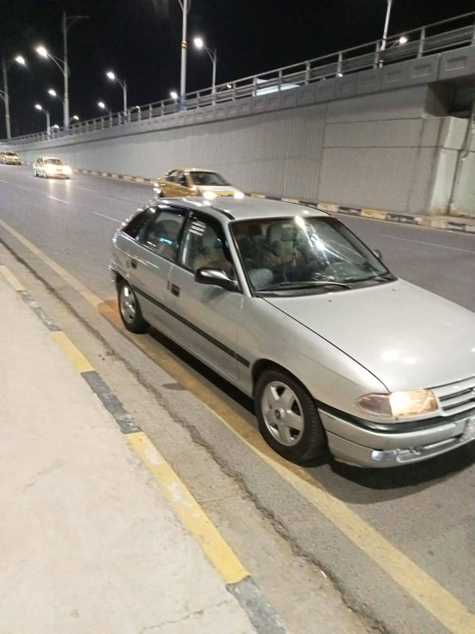 سلام عليكم
اوبل استرا موديل 92حجم16 قفل مركزي محرك وكير شرط صبغ جماليه قطره معجون مابيها شرط وكاله وتحويل العنوان موصل حي صدام رجاء لاحد يراسل خاص 
رقم الكورك:***********
اسيا:***********
