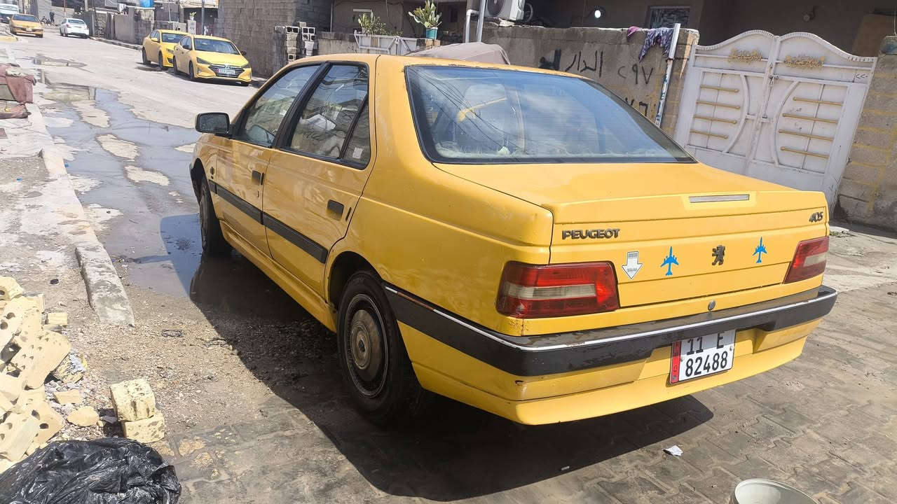 السلام عليكم للبيع بيجو موديل  13 جديده  رقم وسنويه غرامه امصفره  السعر 45 ورقه المكان الزعفرانية الرقم ***********
