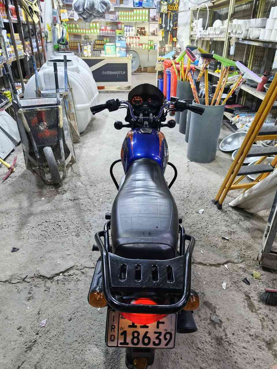 بوكسر مديل 2023 طالعه بل2024 مرقمه بغداد انكليزي تحويل ثاني يوم دراجه  كفاله عامه بحالت لوكاله ومامفتوح بيه برغي احله واجدد منل صور ماشيه 10الف دراجه انطي بيه ظمان سبوع ايشي بيه ترجع للبيع السعر مليونين2800 وبيه مجال بسيط مكاني شعب ***********
