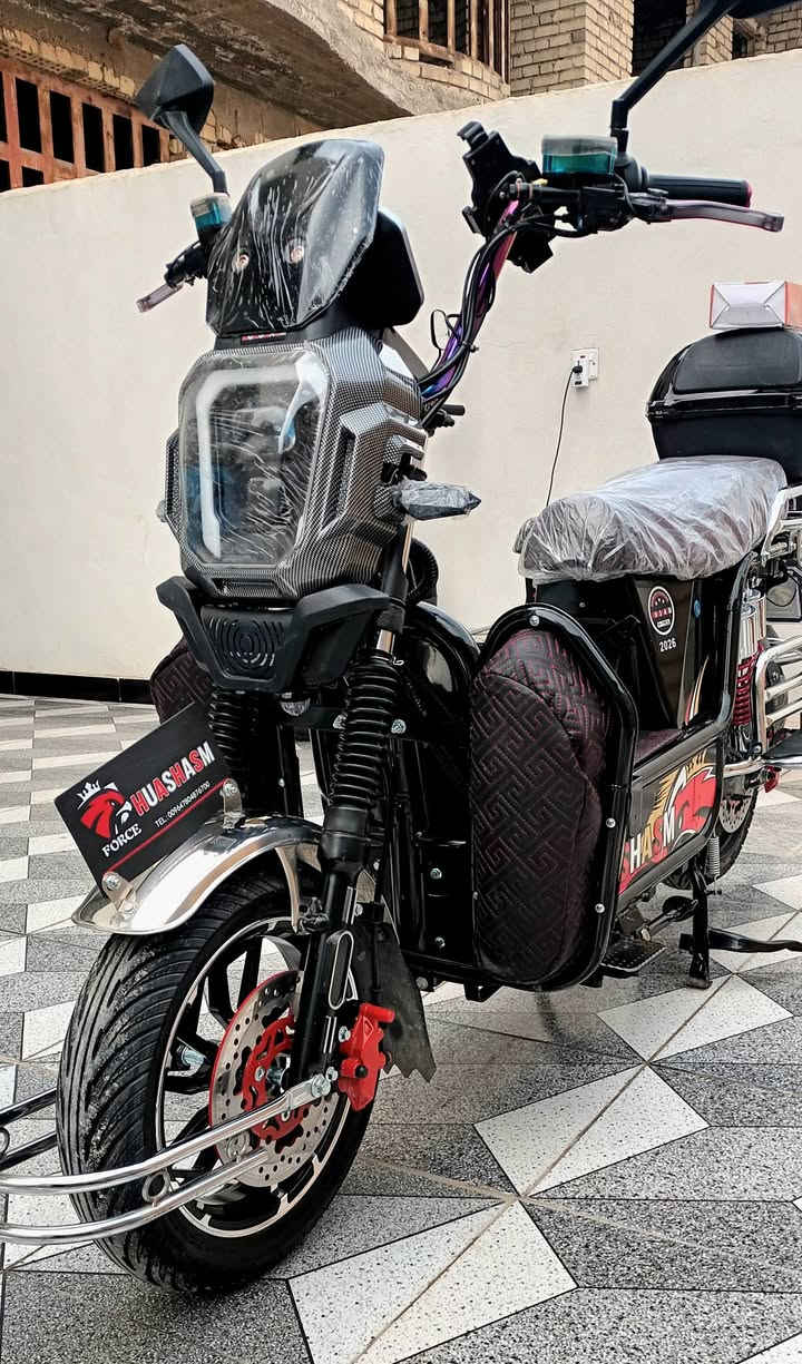 السلام عليكم
 للبيع جبلي هيوشه( اقل الشهر )⚠️
6باتري نضام تشغل سويج/بصمه تشغيل/بصمه اصبع🔑
دبل سويج دبل بصمه 🔐🔐
نوع بطاريات هيوشه36امبير🔋🔋
سماعه ديجي بلوثوت داخل صندوق🔊
صندوق يفتح عن طريق ريمونت 
نضام 4سرع/سرعه 120⚠️⚠️
شاشه دجتل تحديد العطل/تاير العريض 
يدات بريك نشرات +اشاير 
رقم صوئي/بكلات تحكم الوان بلحساس🌈
السعر خاص اذا شراي بدون تعليق يعكس اخلاقك 
عنوان صقلاويه شهداء الثانيه 
او مول فلوجه 📍🚩
(تريد تشتري خاص مارد ع تعليقات)
استفسار اتصال &
***********
***********واتساب
