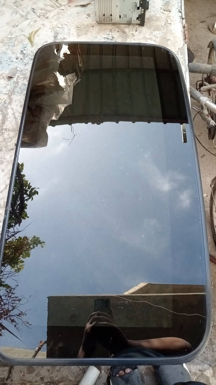 السلام عليكم يوجد لدينا غراض كامري للبيع *********** العنوان بغداد الراشديه
