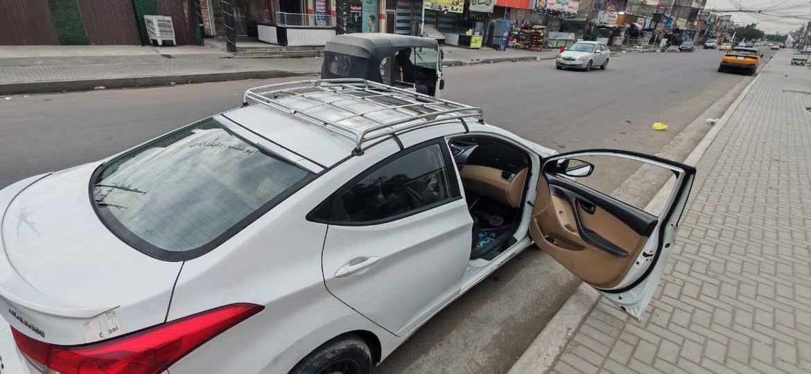 النترا 2012 خليجيه GLS..
محرك 1800 دوش..
فووول من  عده البصمه..
محرك كير كله تمام..
بغداد باسمي..
السياره بيه مكانات صبغ بسيط
وبيه طخات عايفهن على وضعهن...
تبريد تدفئه..
السعر من الاخير ب 88 قفففففففففففففل
ابيعلك هل الموجود.. اني مالي واهس ارتب الياخذها بل العافيه عليه
***********
مكاني بغداد الكرخ حي الاعلام.
