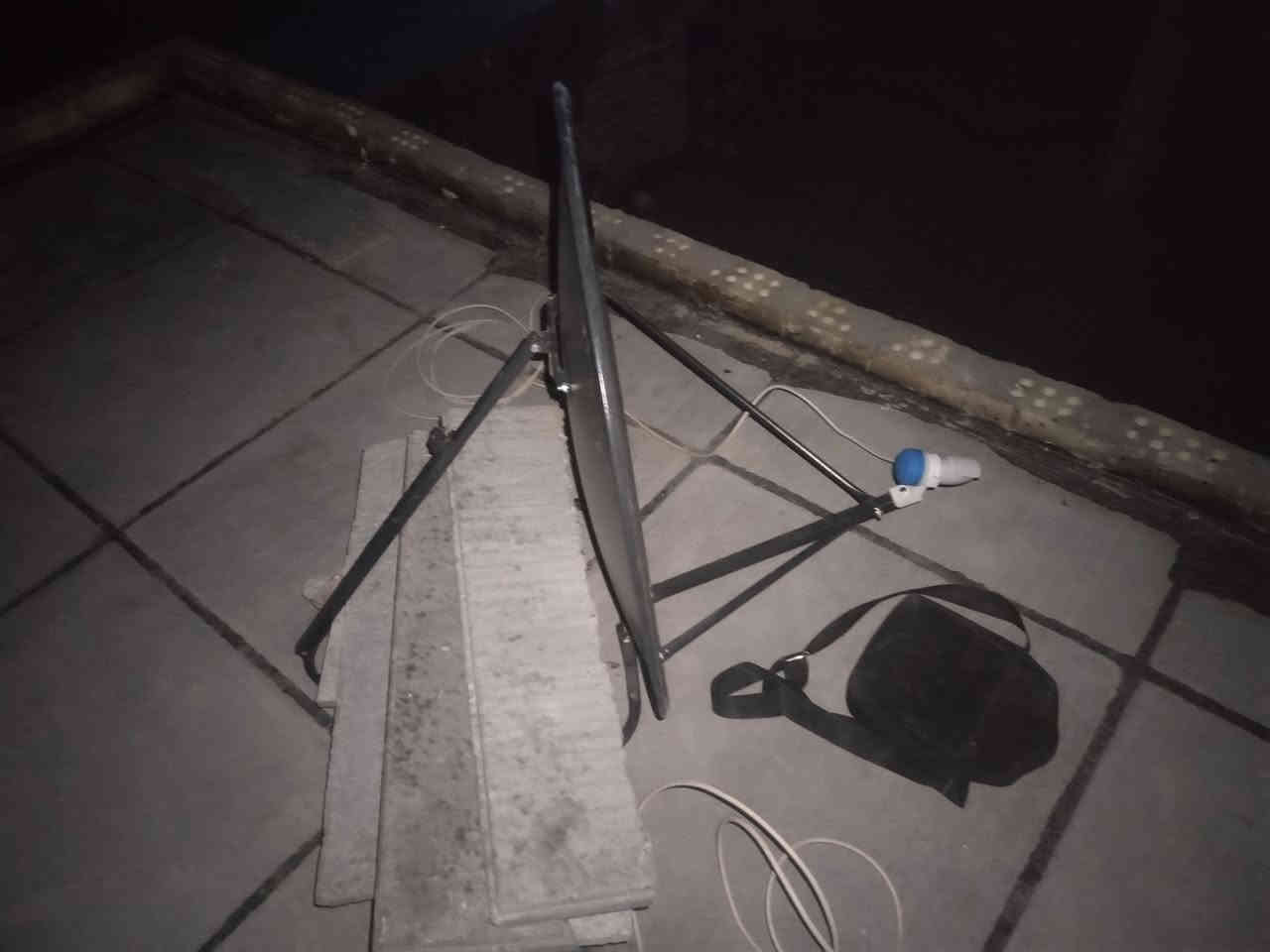 السلام عليكم 
تنصيب الستلايت وتثبيت البلازمه
وبعث القنوات وتحديث الستلايت
***********يوجد واتساب،،
