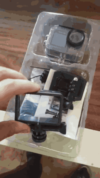 Camera sports 5kULTRA HD كاميرا رياضيه  
سبب وعود كافيه اعيد النشر 
تصوير واضح صوت واضح دقه واضحه 
لدراجه والسيارة والبايسكل 
شحن تايبسي بطاريه في ساعات مع رام 
معا درع غطس ماء وحامل كاميرا  وايضا اضافات الكاميرا 
معا كامل ملحقات سبب البيع غير متوفر للاستخدام 
رقم *********** ماعندي توصيل 
السعر 50معا ضمان
