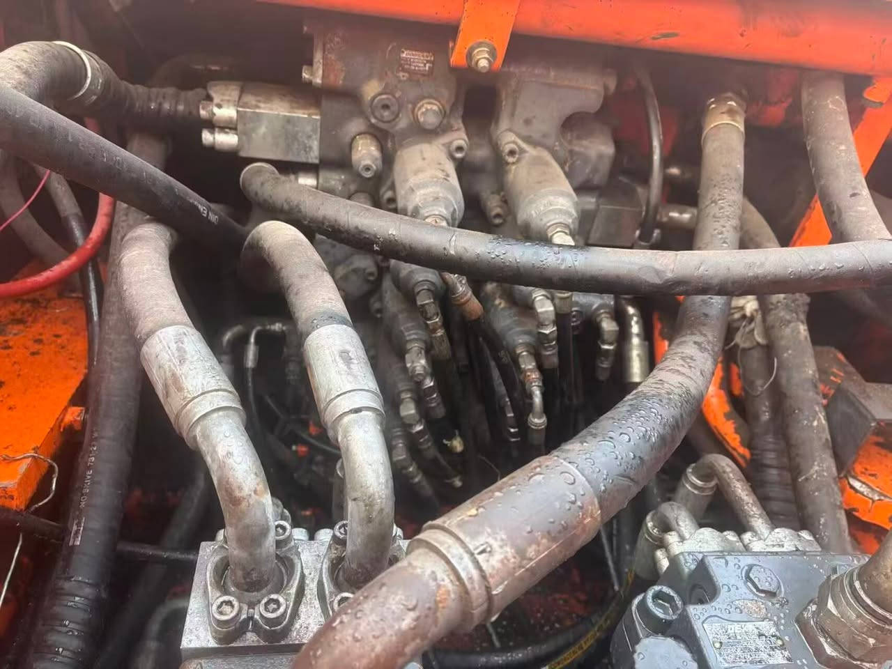 Doosan dx520 has good performance, large and beautiful new chain,


**إذا كنت صاحب هذا الإعلان وتريد حذفه لأي سبب، رجاءا أرسل رسالة إلى الدعم الفني**