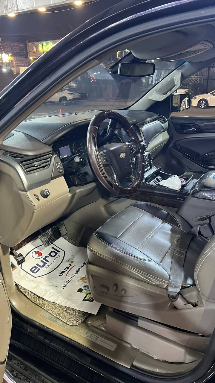 السلام عليكم تاهو 2015 خليجي Ltz مكفولة فقط شبر صبغ بالجاملغ الأيمن السيارة مشتغليهppf السعر 340ورقةمكان السيارة حي اور 
للاتصال ***********
