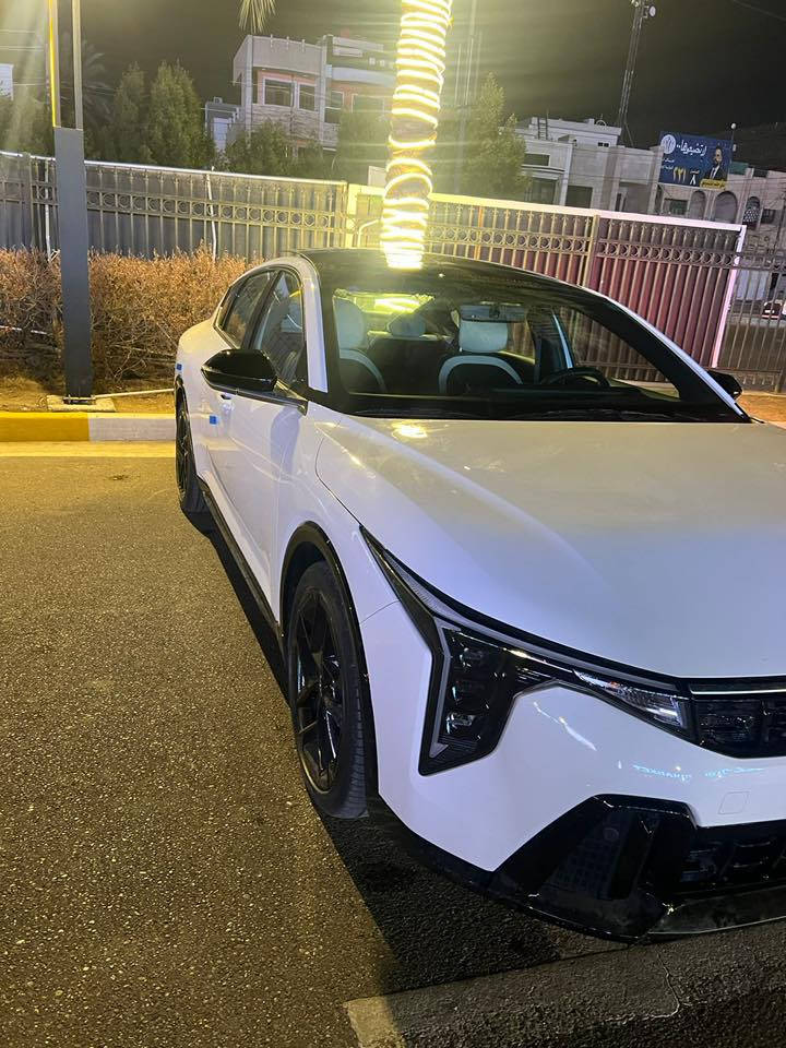 السلام عليكم اخوان للبيع K4 2025 خليجي بلاك اديشن ضمان الدوليه جي تي لاين فول الفول اعلى فئة ماشيه ٥ آلاف وشويه سيارة مكفوله كفاله عامه السعر ٢٢٣ وبيه مجال بسيط مكانه بغداد للاستفسار الاتصال ***********
