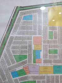 قطعه ارض مساحتها 100 متر منطقه ل 11 الف ع شارع 15 تبليط ع شارع حسينيه ...