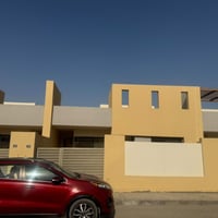 مجمع حوراء بلوك ٦ • ٢٠٠م • جاهز للسكن