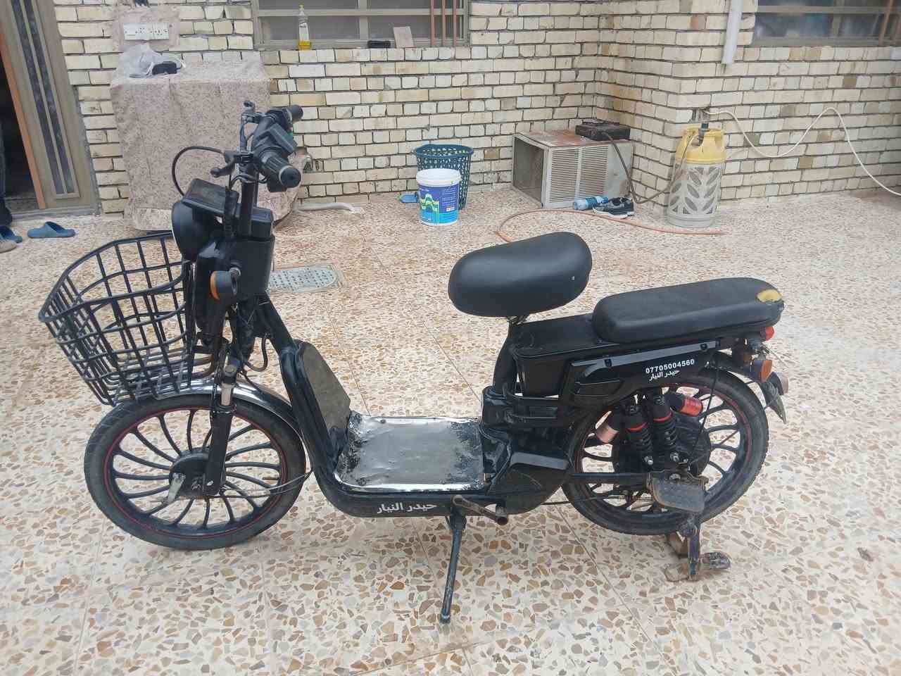 مستعجل دراجه شحن للبيع سعر مناسب
السلام عليكم ورحمة الله وبركاته بايسكل شحن نظيف للبيع تبديل اربع بطاريات نوع اصلي فقط غير متواجد علفيس الشراي اتصل على رقم ***********        ***********
