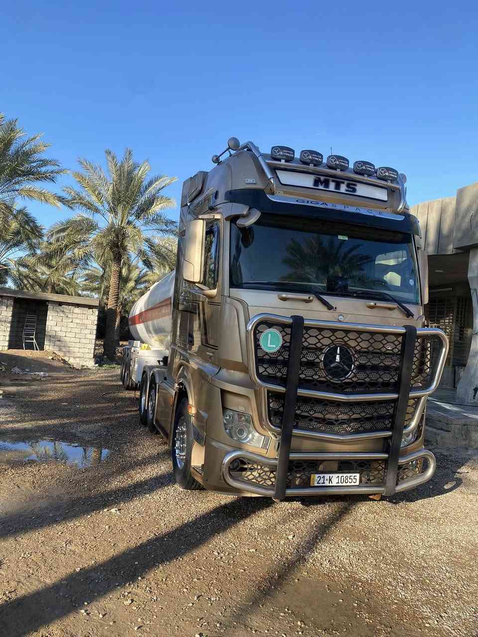 سلام عليكم سياره وحش ٢٠١٦ سنگل امامي يرفع ويديور رقم اسليمانيه طوناج جي بس كامل تخم تايرات تخم ويل كروم مكان السياره بغداد التاجي رقم *********** انتصل فقط ما متواجد على الفيس
