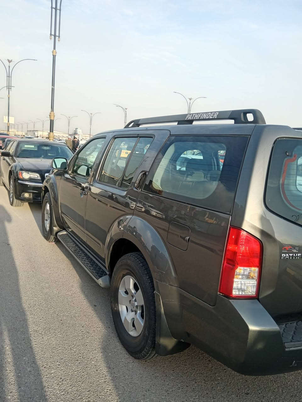 السلام عليكم سياره نيسان بافندر 2008 كندي سته سلندر محرك 4000 السياره جاهزه ما بيها نقص برغي مكفولة كفالة عامة  والسعر 120 وبها مجال للشراي
***********
