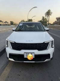 سورنتو 25  خليجي مكفوله كفاله عامه  بسمي على وضع الشركه  3 تبديلات دهن...