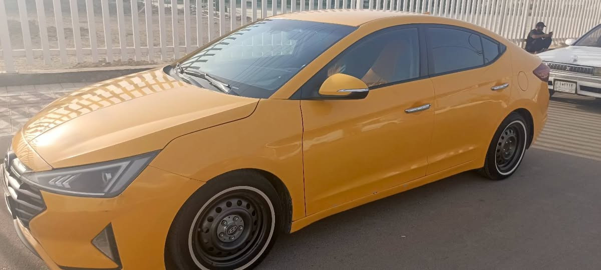 سلام عليكم النتره وارد امريكي موديل 20تكسي رقم ذي قار بسمي مصفره هيئه وغرامات ظربته بنيد مبدل فقط ومقدمة القماره بيه تصليح سياره جاهزه من حداديه وتخم تاير سياره ما مشتغله هواي ماشيه 110حقيقي السعر 117وبيه مجال قليل مكاني ذي قار سوق الشيوخ رقم الهاتف ***********واتساب بي وماسنجر مفتوح
