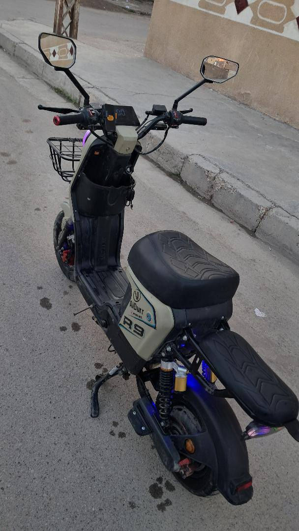 دراجة R9 دراجة مكفوله الاتصال على الرقم ***********
