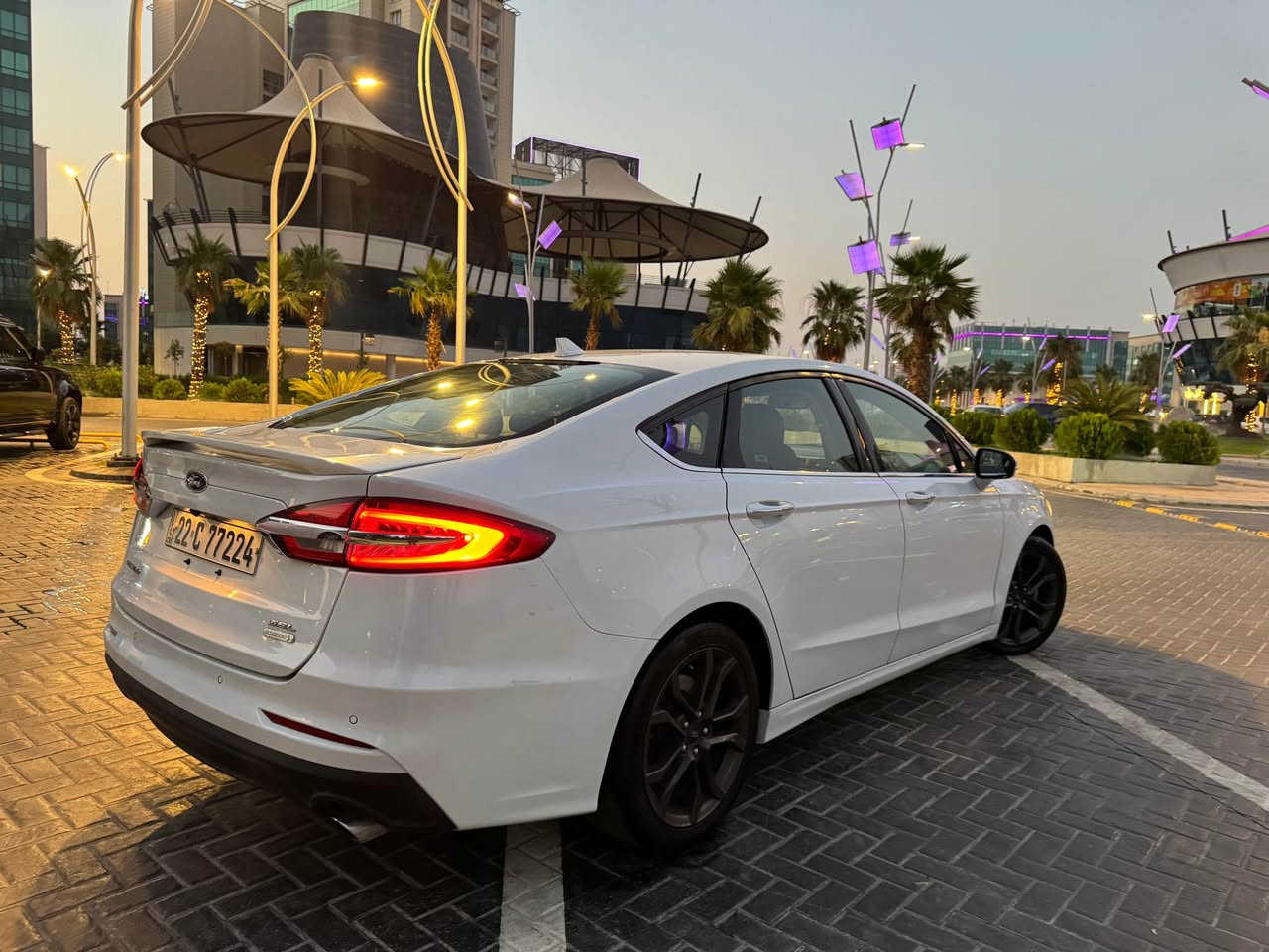 Ford fusion 2020 SEL
🇱🇷🇱🇷🇱🇷🇱🇷🇱🇷🇱🇷
قةپات مواصفات بدون سلايت
3 شاشة كبير
كوشنات جلد + هيتةر+ خةزن + كارةباى
تةبريت مةركةزى
ويل كبير لايتات زينون
بسمة شةغال
4 باب بصمة
حاسة كاميرا رادار 

محرك 1.5 توربو ما مفتوح شرط فحس بدون فور ويل 
ضرر: بس بونيت بدون دواخل بدون ارباگ 

ارباكات كل سليم بيلادى
ماشى 70,000 سنوية رقم كل جديد
تايرات جديد سيارة جاهز مابى مصرف شرط
عنوان اربيل 
سعر 118 مجال بصيط
*********** أربيل, العراق
