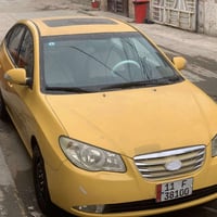 النترا 2011 خليجي محرك 2.0 منضومه غاز 60 لتر فتحه سقف سلايت  اشاير مري...