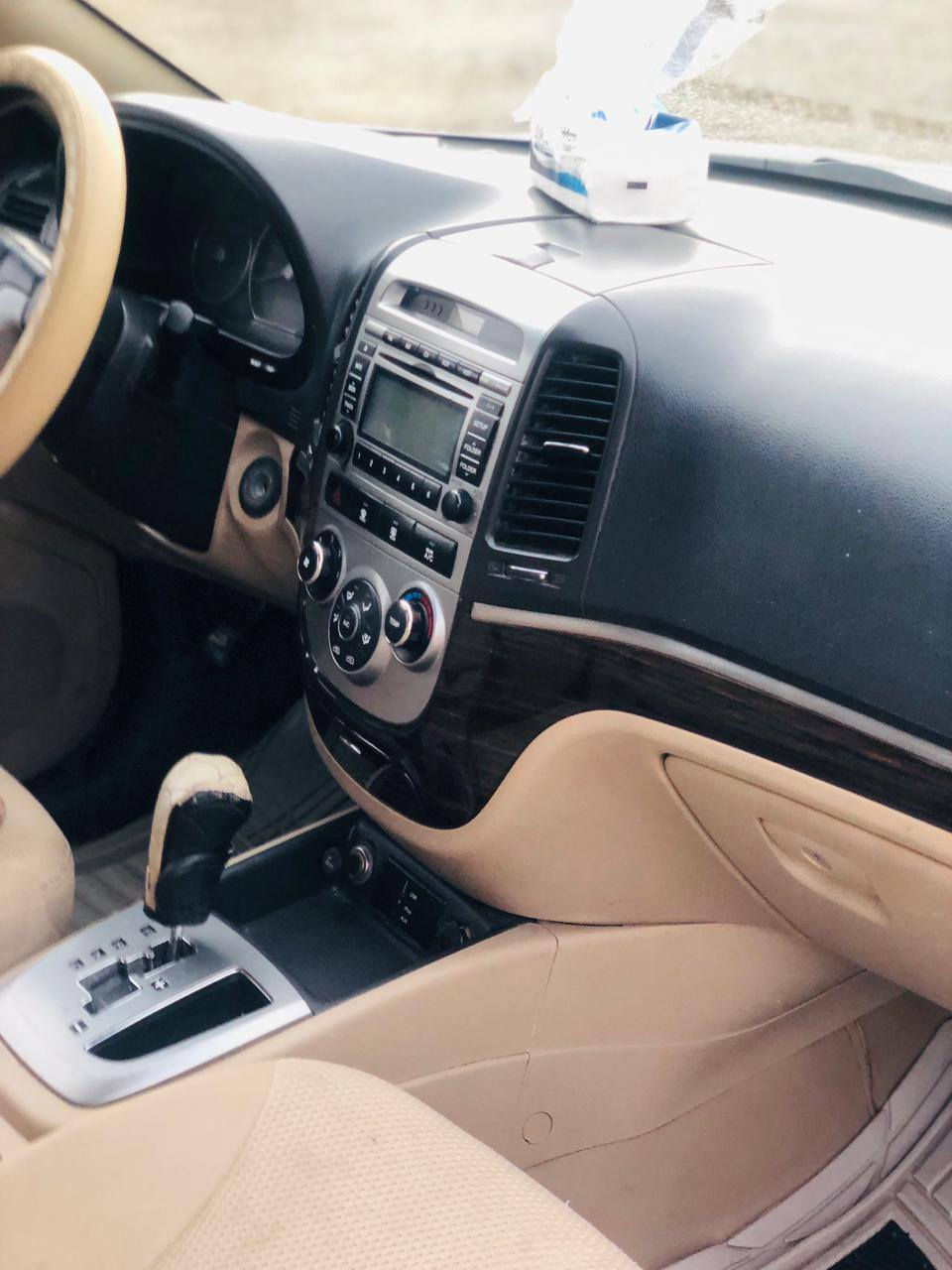 السلام عليكم
سنتافي 2012

كفاله عامه بسمي تحويل مباشر 

رقم  صلاح الدين دولي 

7راكب 

3قطع تبريد 

شركه عامه 

كير مكينه حداديه تخم تاير كله جاهز ومكفول 

مكان صلاح الدين قضاء بلد

سعر 165بي مجال 

الاستفسار 

*********** بي وتساب
