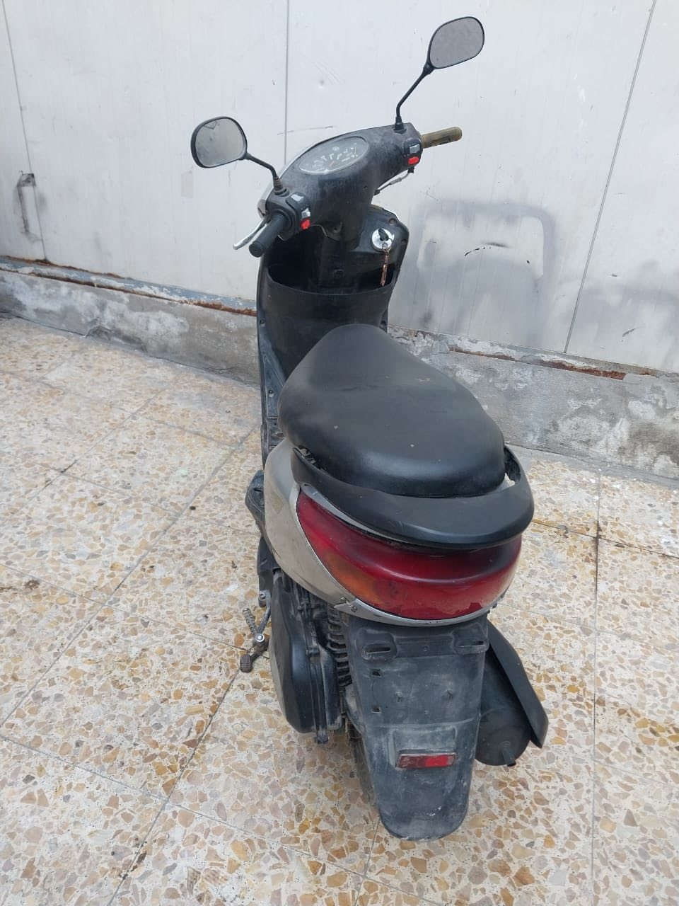 سلام عليكم للبيع بريز ياباني نكره سلف دراجه رمبه مكفوله مكينه مكفوله على أيدي شلعه معدل. أوراق كامله كفرت مختمه سعر ٥٢٥ بيه مجال مكان بغداد بلديات *********** نتصل خاص ماكو
